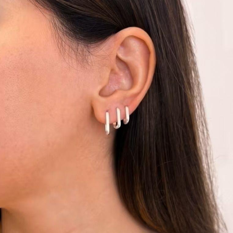 BRINCO RETANGULAR CLICK TRIO PRATA 925