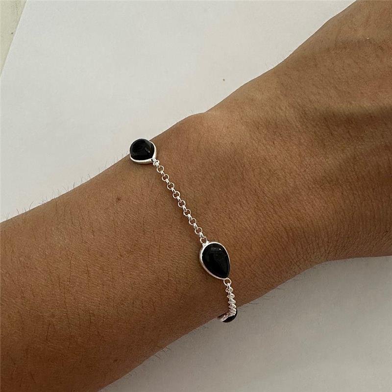 PULSEIRA GOTA ÔNIX PRATA 925