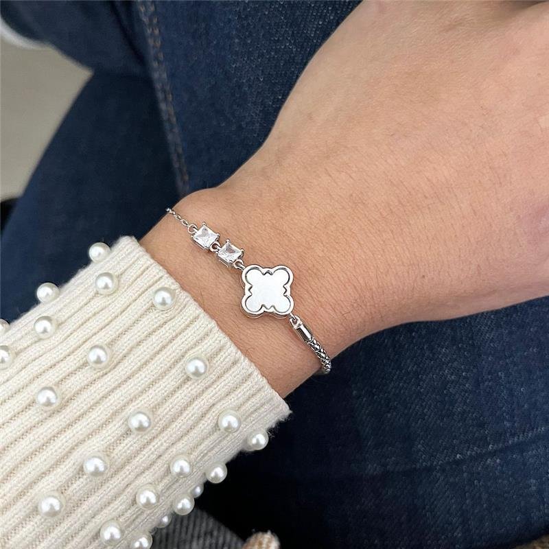 PULSEIRA VANCLEEF MADRE 5 TREVOS PRATA 925