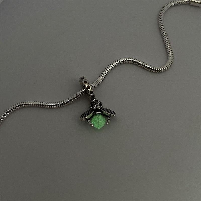 BERLOQUE VAGALUME ASA CARVEJADA PRATA 925