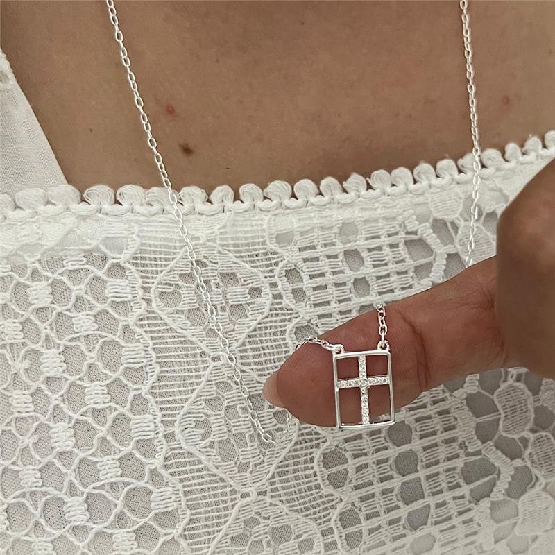 COLAR ESCAPULÁRIO CRUZ CRAVEJADA E LISA PRATA 925