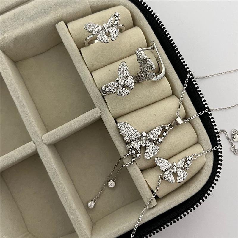 CONJUNTO BORBOLETA CRAVEJADA CRISTAL PRATA 925