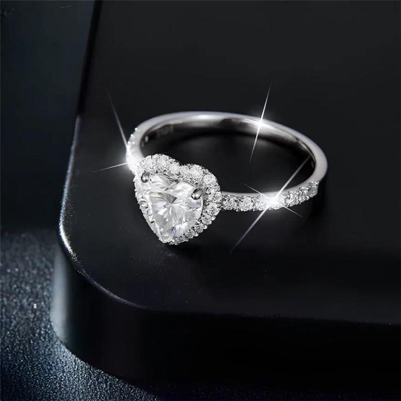 ANEL MOISSANITE CORAÇÃO CRAVEJADO PRATA 925