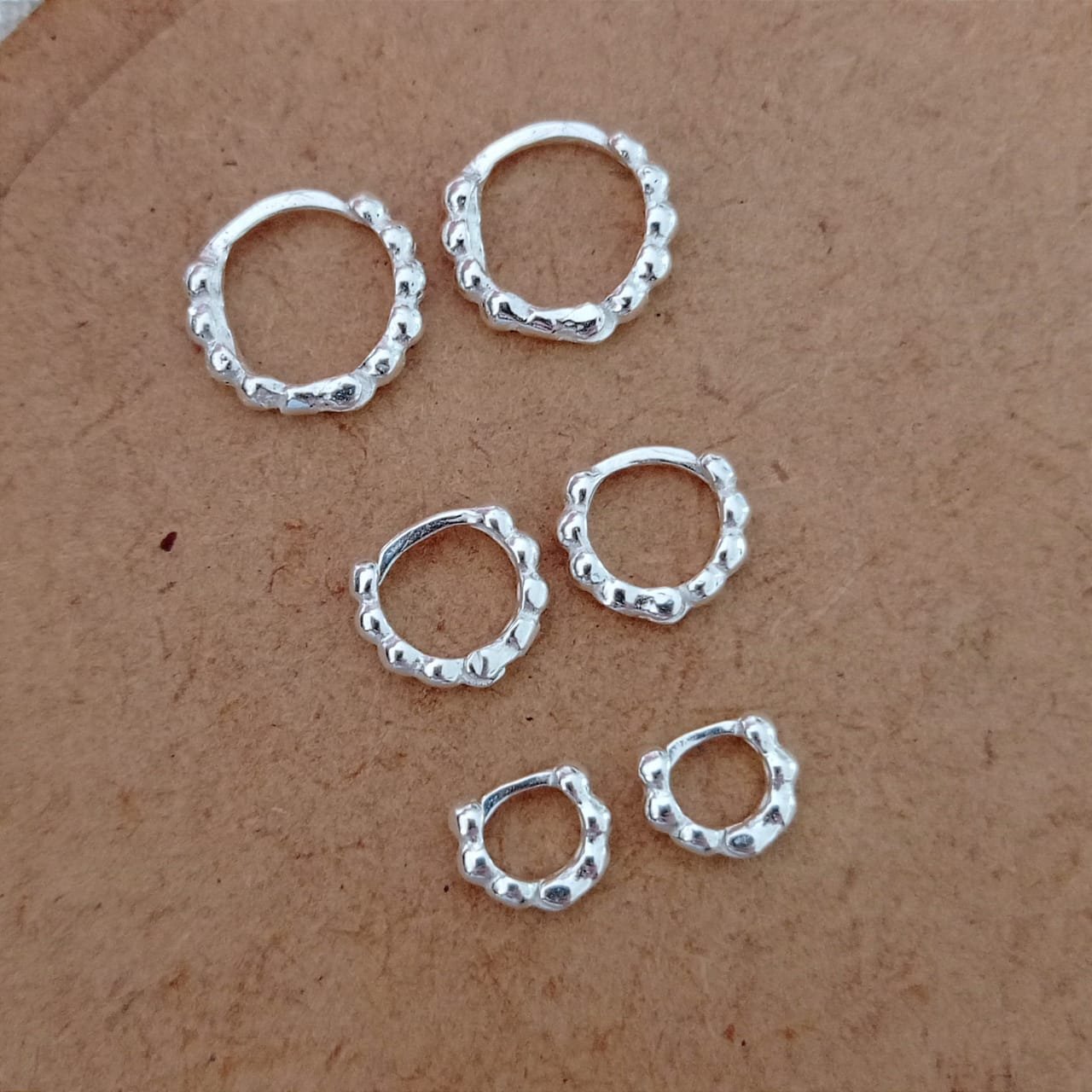 BRINCO ARGOLA TRIO BOLINHAS PRATA 925
